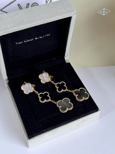 Сережки Конюшина потрійні у сріблі