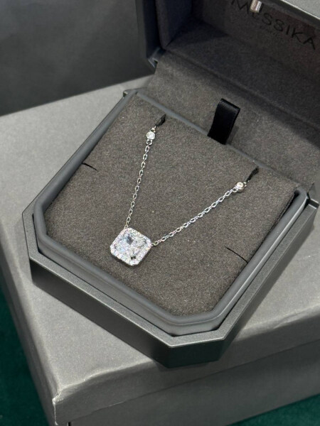 Колье
